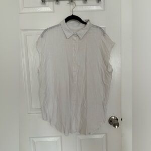 White lightweight textured blouse